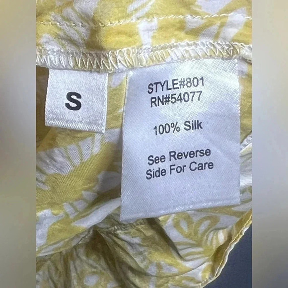 CAbi 100% Silk Blouse Top Shirt Yellow Floral Tie Neck Moonbeam Pattern - Picture 6 of 7